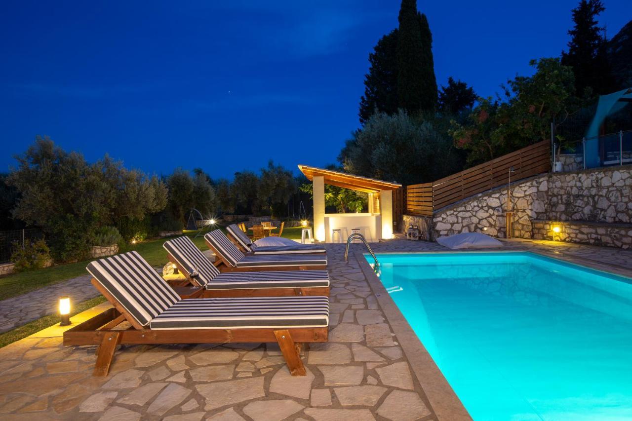 Villa Artemis Никиана Екстериор снимка