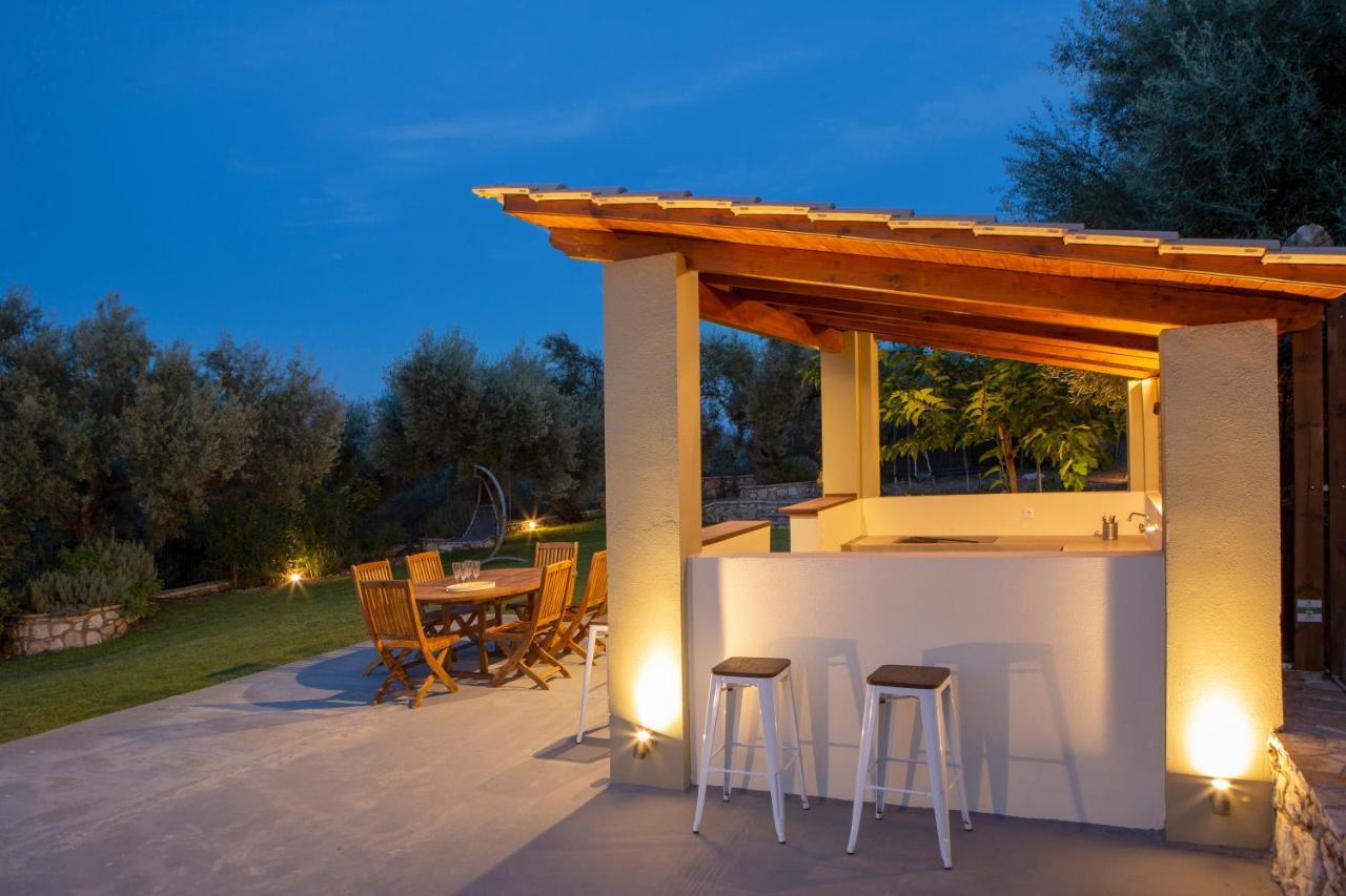 Villa Artemis Никиана Екстериор снимка