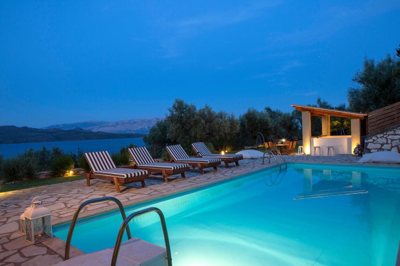 Villa Artemis Никиана Екстериор снимка
