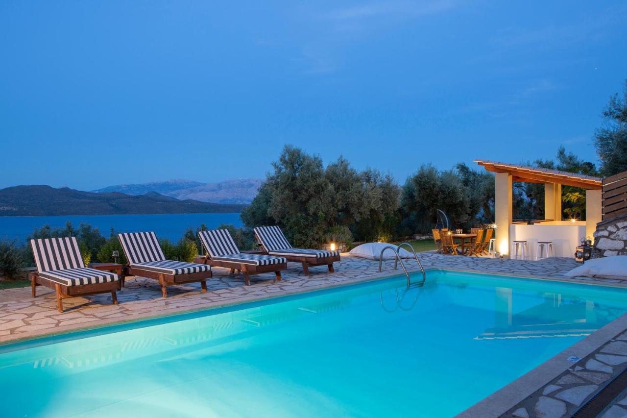 Villa Artemis Никиана Екстериор снимка